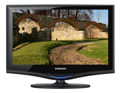 T&eacute;l&eacute;viseur LCD 16/9e 56cm Samsung LE22B350